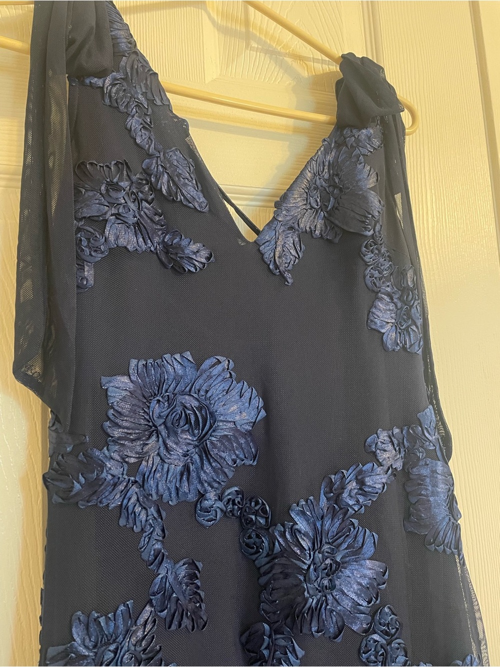 Usha Tie Strap Midi Dress in Navy Floral - Picture 4 of 5